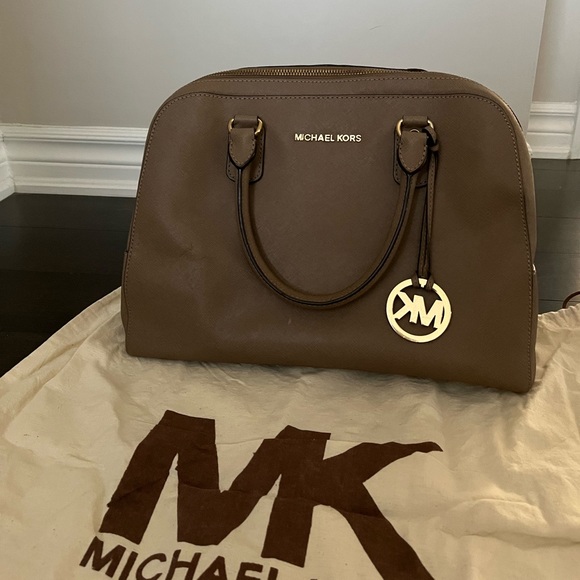 Authentic Michael Kors Taupe Purse - Picture 1 of 1